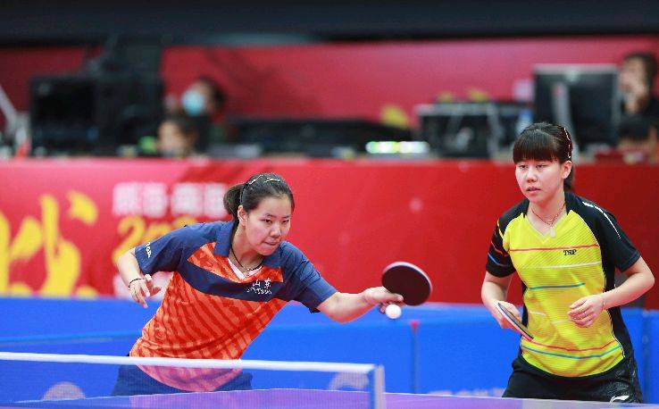 萨博尼斯被 萨博尼斯被