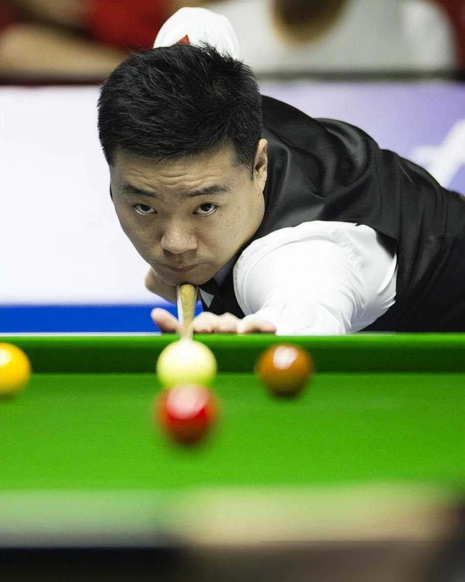 为全场焦点 为全场焦点